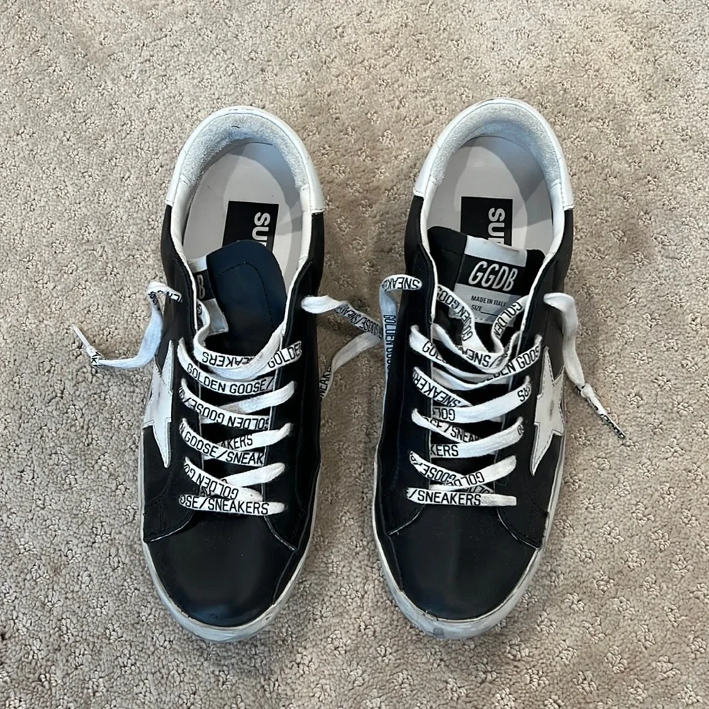 Golden Goose Superstar Low Top Sneaker - Picture 2 of 7